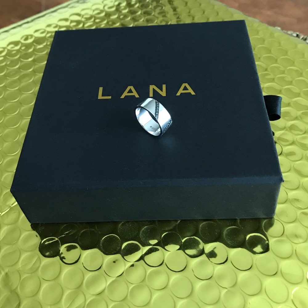 LANA White gold Black diamond ring